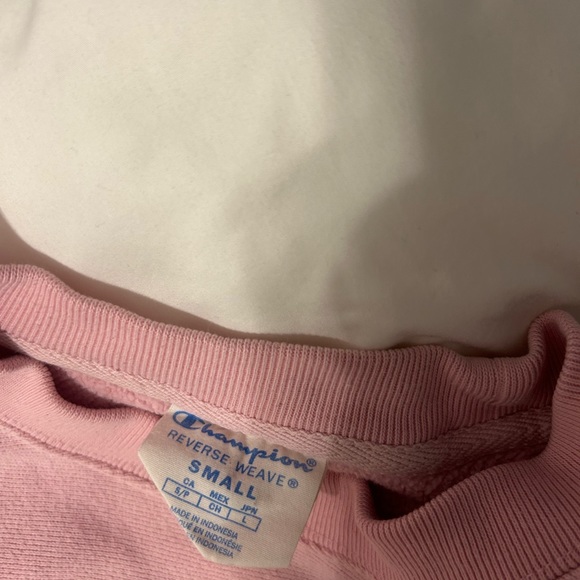 Cute light pink champion cropped sweater - Picture 3 of 3